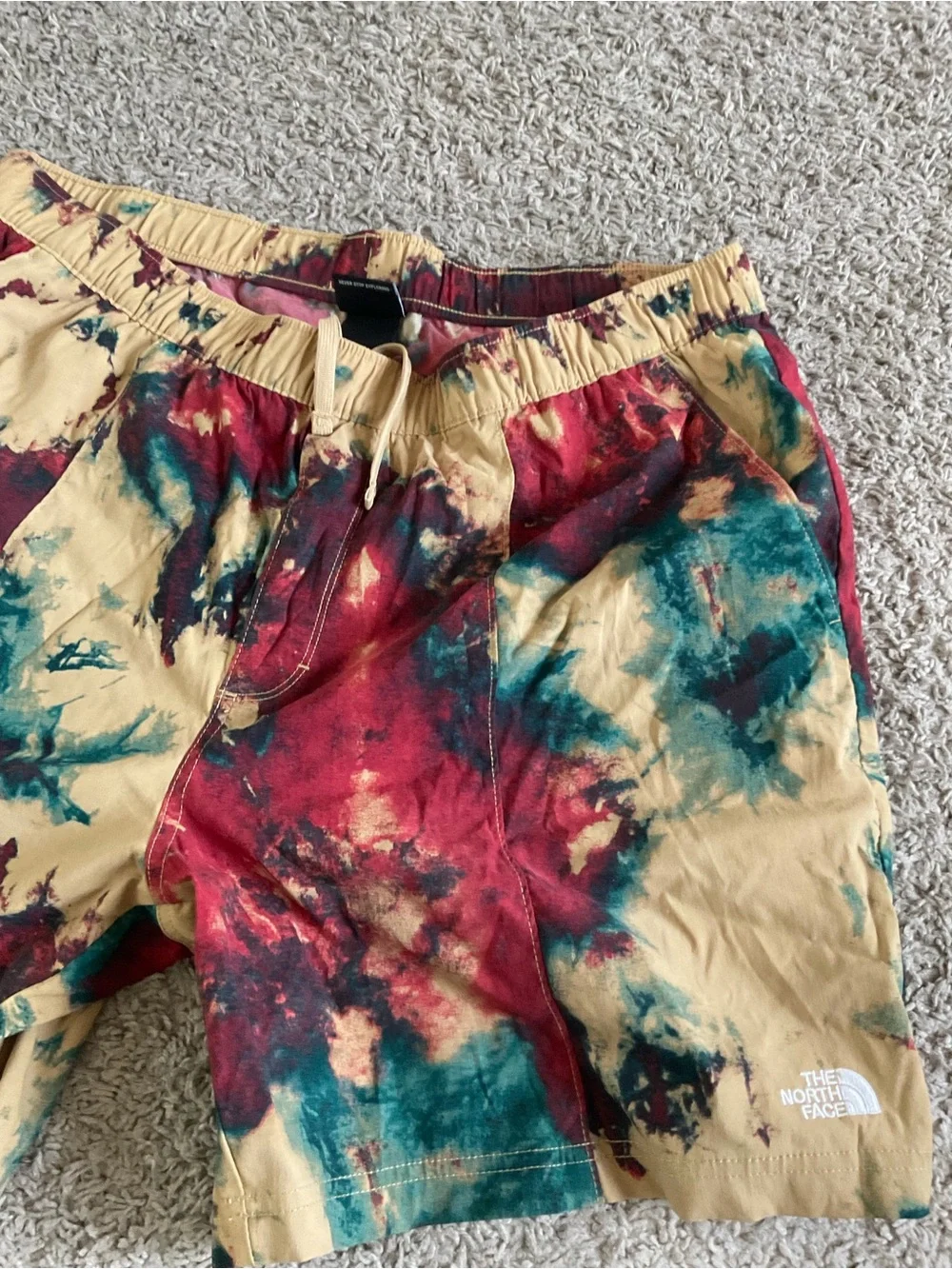 The North Face Men's Class V Pull-On Shorts Tie-dye size XL used as is
